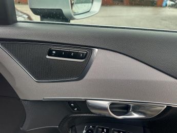 VOLVO XC90 2.0h T8 Twin Engine 10.4kWh R-Design Pro SUV 5dr Petrol Plug-in 