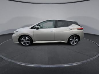 NISSAN LEAF 40kWh N-Connecta Hatchback 5dr Electric Auto (150 ps)