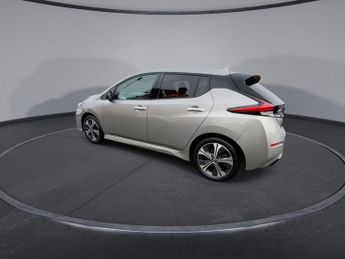NISSAN LEAF 40kWh N-Connecta Hatchback 5dr Electric Auto (150 ps)
