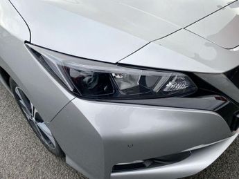 NISSAN LEAF 40kWh N-Connecta Hatchback 5dr Electric Auto (150 ps)