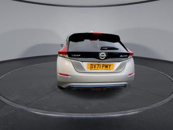 NISSAN LEAF 40kWh N-Connecta Hatchback 5dr Electric Auto (150 ps)