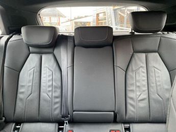 AUDI A3 1.5 TFSI 35 S line Sportback 5dr Petrol S Tronic Euro 6 (s/s) (1