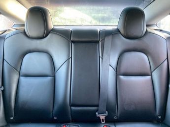 TESLA Model 3 (Dual Motor) Long Range Saloon 4dr Electric Auto 4WDE (346 ps)