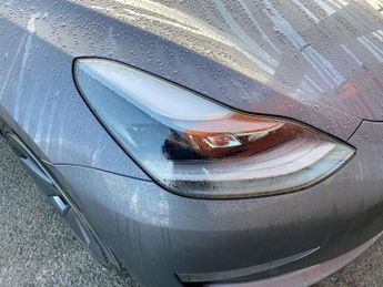 TESLA Model 3 (Dual Motor) Long Range Saloon 4dr Electric Auto 4WDE (346 ps)