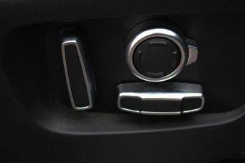 LAND ROVER DISCOVERY SPORT 2.0 D200 MHEV R-Dynamic HSE SUV 5dr Diesel Auto 4WD Euro 6 (s/s)