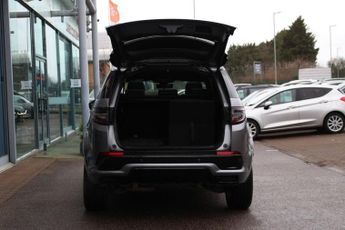LAND ROVER DISCOVERY SPORT 2.0 D200 MHEV R-Dynamic HSE SUV 5dr Diesel Auto 4WD Euro 6 (s/s)