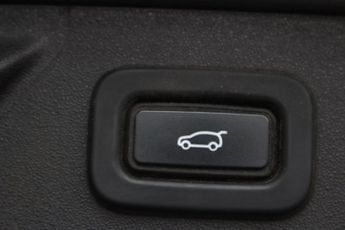 LAND ROVER DISCOVERY SPORT 2.0 D200 MHEV R-Dynamic HSE SUV 5dr Diesel Auto 4WD Euro 6 (s/s)