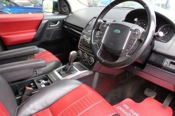 LAND ROVER FREELANDER 2 2.2 SD4 Dynamic SUV 5dr Diesel CommandShift 4WD Euro 5 (190 ps)