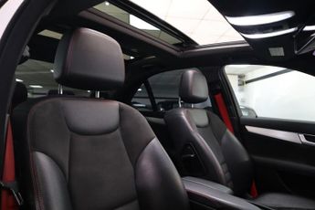 MERCEDES-BENZ C-CLASS 2.1 C250 CDI BlueEfficiency AMG Sport Plus Saloon 4dr Diesel G-T