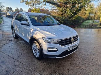 VOLKSWAGEN T-ROC 2.0 TDI SE SUV 5dr Diesel DSG Euro 6 (s/s) (150 ps)