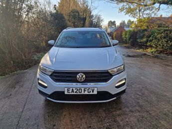 VOLKSWAGEN T-ROC 2.0 TDI SE SUV 5dr Diesel DSG Euro 6 (s/s) (150 ps)