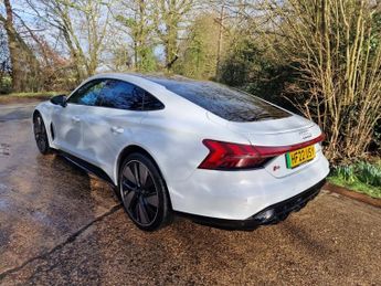 AUDI RS e-tron GT 93.4kWh Saloon 4dr Electric Auto quattro (598 ps)