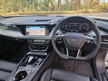 AUDI RS e-tron GT 93.4kWh Saloon 4dr Electric Auto quattro (598 ps)