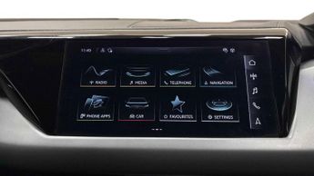 AUDI RS e-tron GT 93.4kWh Saloon 4dr Electric Auto quattro (598 ps)