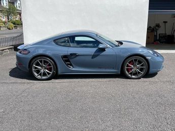 PORSCHE 718 CAYMAN 2.5T S Coupe 2dr Petrol PDK Euro 6 (s/s) (350 ps)