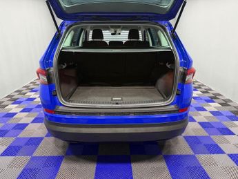 SKODA KODIAQ 2.0 TDI SE SUV 5dr Diesel DSG 4WD Euro 6 (s/s) (5 Seat) (150 ps)
