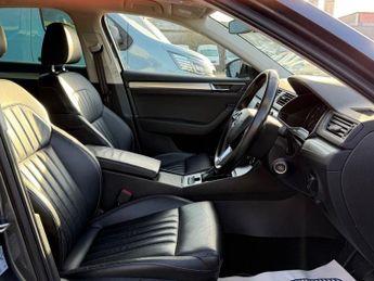 SKODA SUPERB 1.6 TDI SE Technology Hatchback 5dr Diesel DSG Euro 6 (s/s) (120