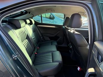 SKODA SUPERB 1.6 TDI SE Technology Hatchback 5dr Diesel DSG Euro 6 (s/s) (120