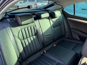 SKODA SUPERB 1.6 TDI SE Technology Hatchback 5dr Diesel DSG Euro 6 (s/s) (120