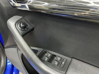 SKODA OCTAVIA 2.0 TDI SE L Estate 5dr Diesel DSG 7Spd Euro 6 (s/s) (150 ps)