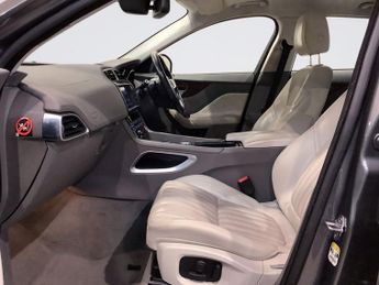 JAGUAR F-PACE 2.0 D180 Portfolio SUV 5dr Diesel Auto AWD Euro 6 (s/s) (180 ps)