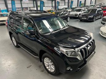 TOYOTA LAND CRUISER 3.0 D-4D Icon SUV 5dr Diesel Auto 4WD Euro 5 (7 Seats) (190 ps)