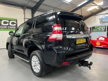 TOYOTA LAND CRUISER 3.0 D-4D Icon SUV 5dr Diesel Auto 4WD Euro 5 (7 Seats) (190 ps)