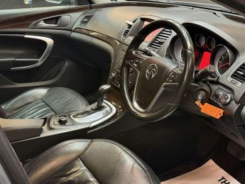 VAUXHALL INSIGNIA 2.0 CDTi Elite Nav Hatchback 5dr Diesel Auto Euro 5 (160 ps)