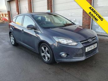 Ford Focus 1.6 TDCi Zetec Navigator Hatchback 5dr Diesel Manual Euro 5 (s/s