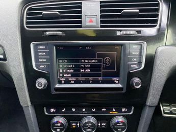 VOLKSWAGEN GOLF 2.0 TDI BlueMotion Tech GTD Hatchback 5dr Diesel DSG Euro 6 (s/s