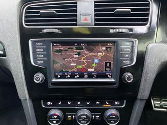 VOLKSWAGEN GOLF 2.0 TDI BlueMotion Tech GTD Hatchback 5dr Diesel DSG Euro 6 (s/s