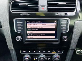 VOLKSWAGEN GOLF 2.0 TDI BlueMotion Tech GTD Hatchback 5dr Diesel DSG Euro 6 (s/s