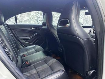MERCEDES-BENZ CLA 2.1 CLA220d Sport Coupe 4dr Diesel 7G-DCT Euro 6 (s/s) (177 ps)