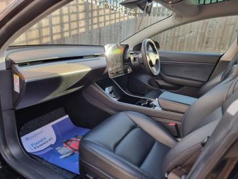 TESLA Model 3 Standard Range Plus Saloon 4dr Electric Auto RWD (241 bhp)