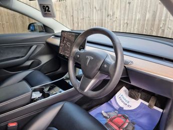 TESLA Model 3 Standard Range Plus Saloon 4dr Electric Auto RWD (241 bhp)