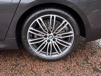 BMW 5 SERIES 2.0 520d M Sport Saloon 4dr Diesel Auto xDrive Euro 6 (s/s) (190