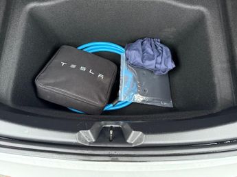 TESLA Model 3 (Dual Motor) Long Range Saloon 4dr Electric Auto 4WDE (346 ps)