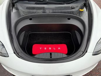 TESLA Model 3 (Dual Motor) Long Range Saloon 4dr Electric Auto 4WDE (346 ps)