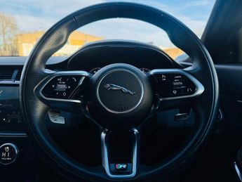 JAGUAR E-PACE 1.5 P300e 12.17kWh R-Dynamic SE SUV 5dr Petrol Plug-in Hybrid Au