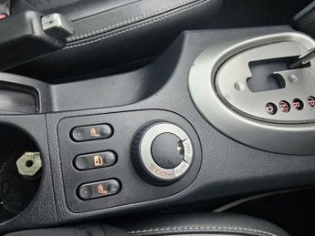 NISSAN QASHQAI 2.0 dCi Tekna SUV 5dr Diesel Auto 4WD Euro 4 (150 ps)