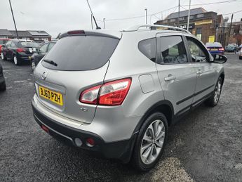 NISSAN QASHQAI 2.0 dCi Tekna SUV 5dr Diesel Auto 4WD Euro 4 (150 ps)