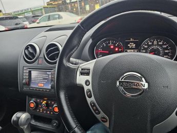 NISSAN QASHQAI 2.0 dCi Tekna SUV 5dr Diesel Auto 4WD Euro 4 (150 ps)