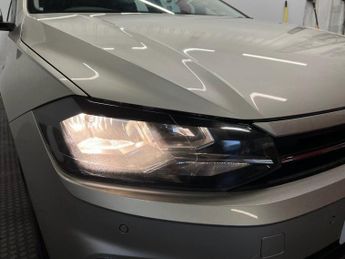 VOLKSWAGEN POLO 1.0 TSI SE Hatchback 5dr Petrol DSG Euro 6 (s/s) (95 ps)