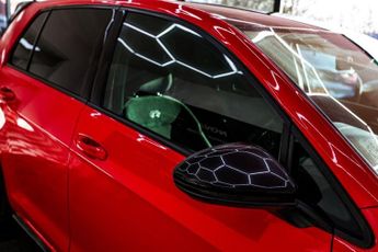 VOLKSWAGEN GOLF 2.0 TSI R Hatchback 5dr Petrol DSG 4Motion Euro 6 (s/s) (310 ps)