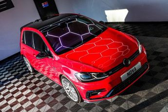 VOLKSWAGEN GOLF 2.0 TSI R Hatchback 5dr Petrol DSG 4Motion Euro 6 (s/s) (310 ps)