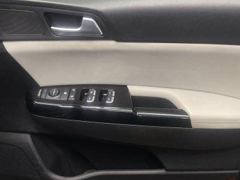 KIA SPORTAGE 1.6 T-GDi GT-Line SUV 5dr Petrol DCT AWD Euro 6 (s/s) (174 bhp)