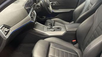 BMW 3 SERIES 2.0 320i M Sport Saloon 4dr Petrol Auto Euro 6 (s/s) (184 ps)