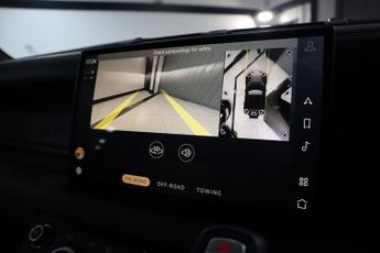 LAND ROVER DEFENDER 3.0 D250 MHEV X-Dynamic HSE SUV 3dr Diesel Auto 4WD Euro 6 (s/s)