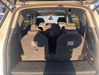 CITROEN GRAND C4 PICASSO 1.6 BlueHDi Exclusive+ MPV 5dr Diesel EAT6 Euro 6 (s/s) (120 ps)