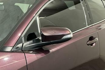 TOYOTA C-HR 1.8 VVT-h GPF Design SUV 5dr Petrol Hybrid CVT Euro 6 (s/s) (122